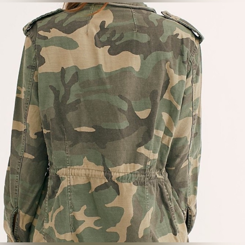 Free People Camo Oversized Utility Jean Jacket Military Style Casual Outdoor - Picture 3 of 16